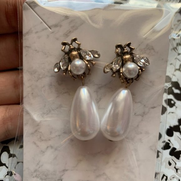 Anthropologie Vintage Insect pearl drop earrings - Picture 7 of 8